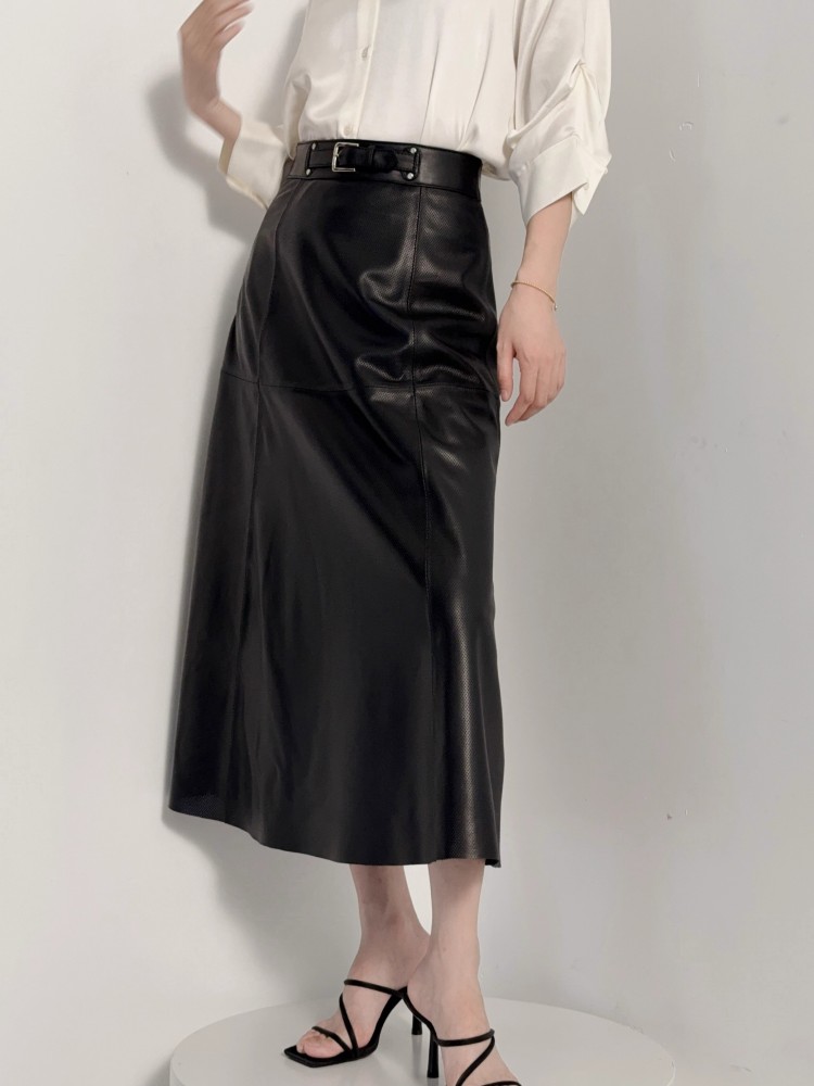Gonne in vera pelle a vita alt - Leather Work Outfit recensione e prezzo