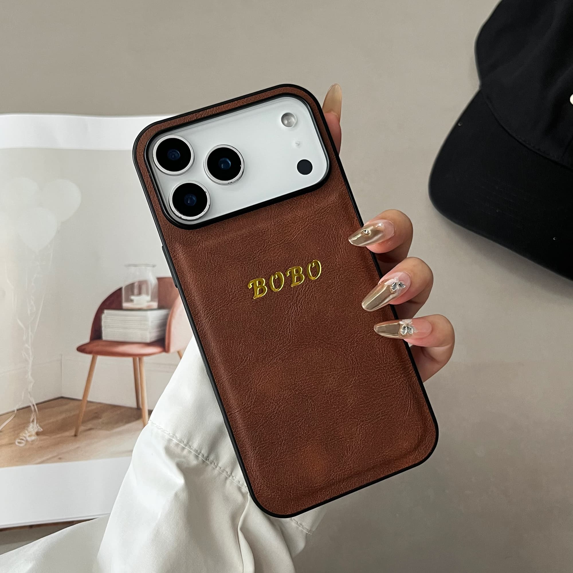 Custodia per telefono con stam - Leatherwork Embossing recensione e prezzo